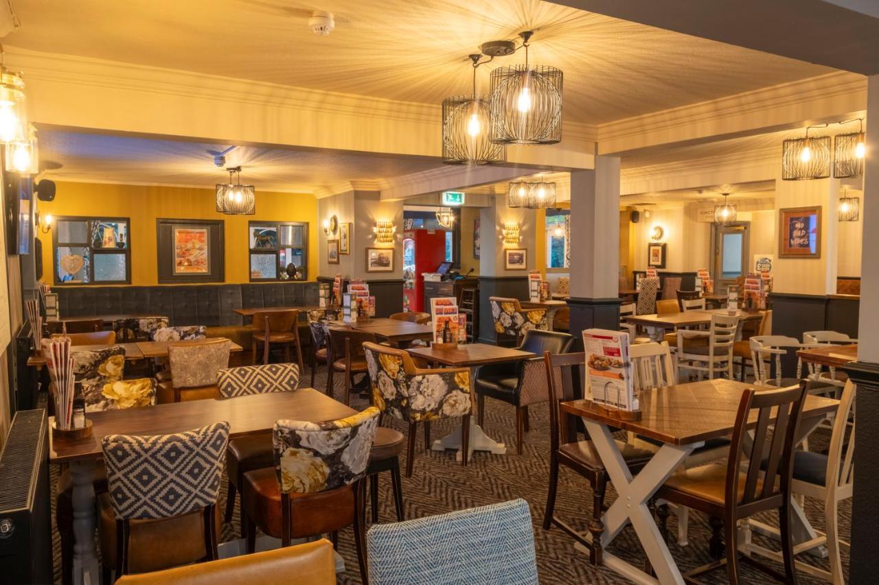 Charnwood Arms Hotel Coalville Eksteriør billede