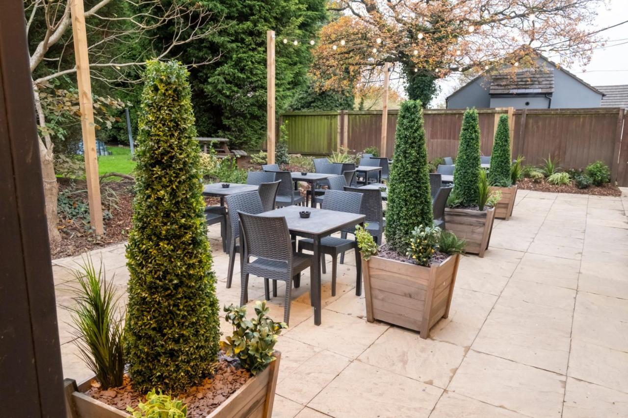 Charnwood Arms Hotel Coalville Eksteriør billede