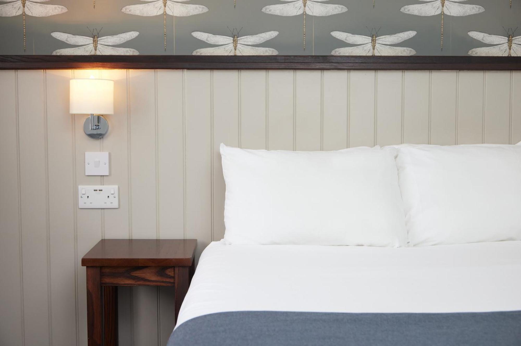 Charnwood Arms Hotel Coalville Eksteriør billede