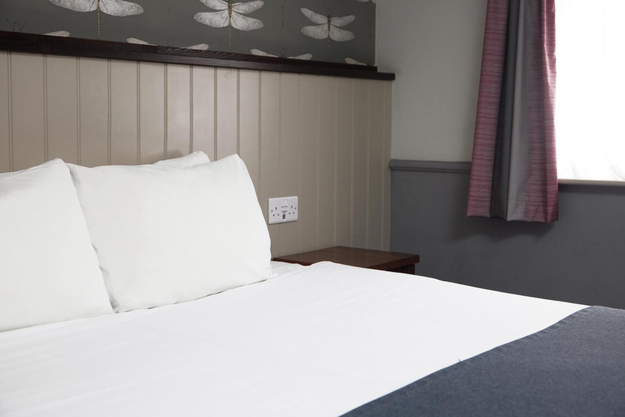 Charnwood Arms Hotel Coalville Eksteriør billede