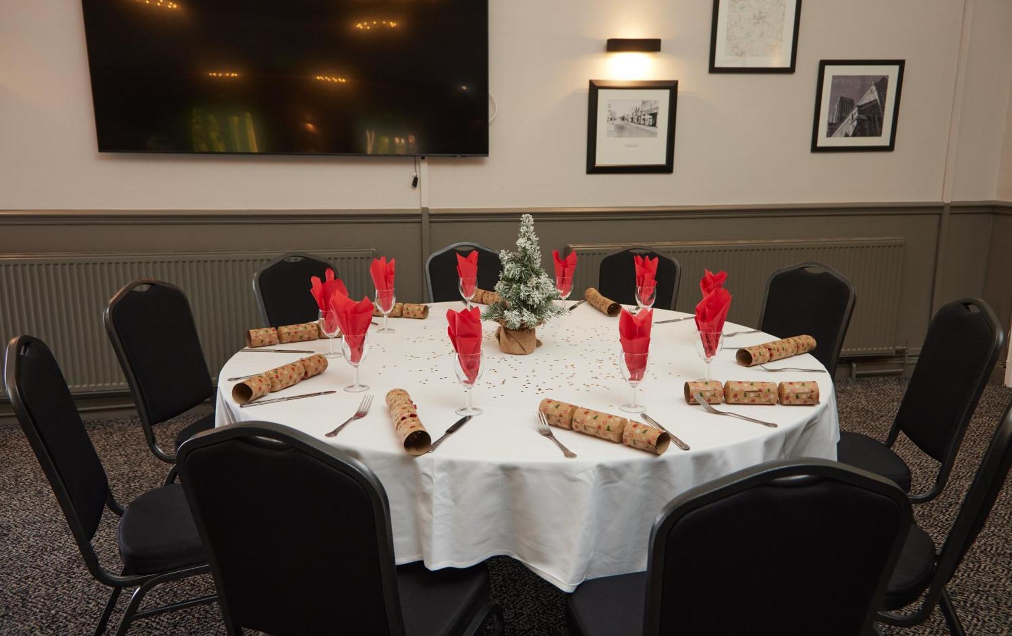 Charnwood Arms Hotel Coalville Eksteriør billede
