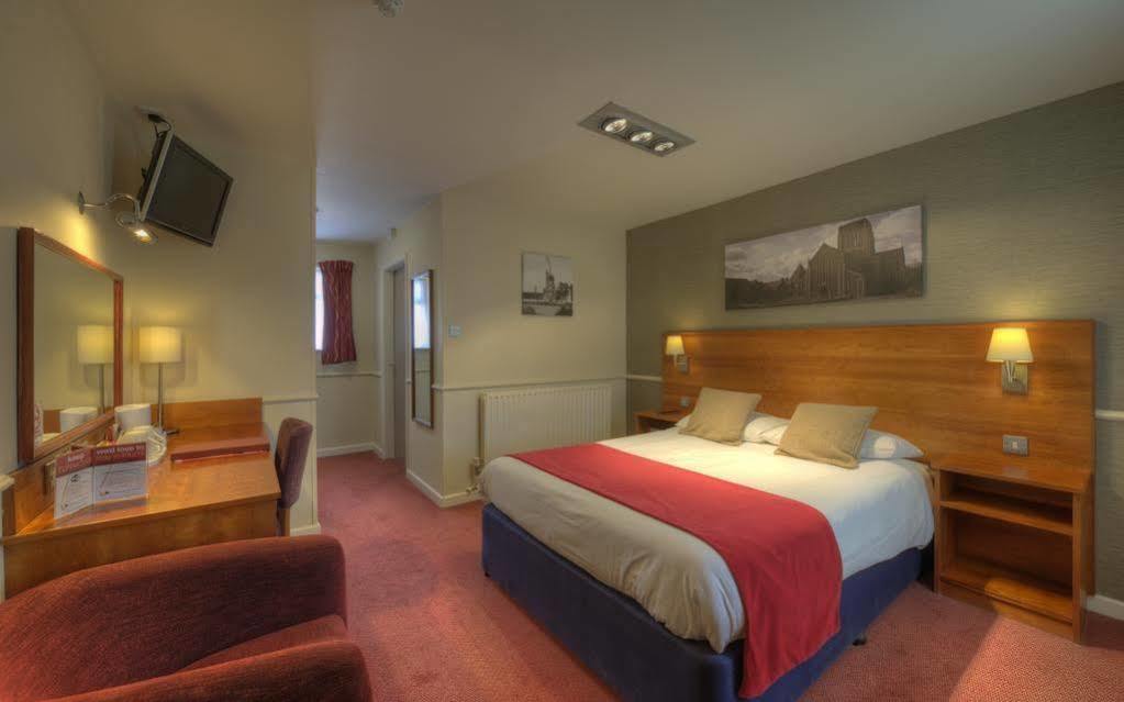 Charnwood Arms Hotel Coalville Eksteriør billede